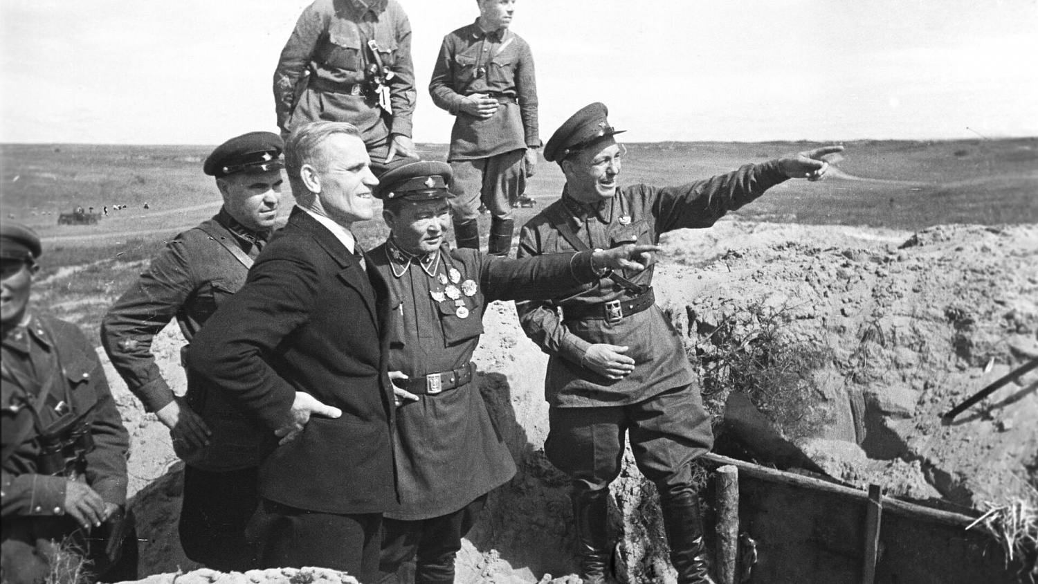 1939 ОНЫ 5 ДУГААР САРЫН 11-НД ХАЛХГОЛЫН ОРЧИМД ЦЭРГИЙН АЖИЛЛАГААГ ЭХЛҮҮЛСЭН.